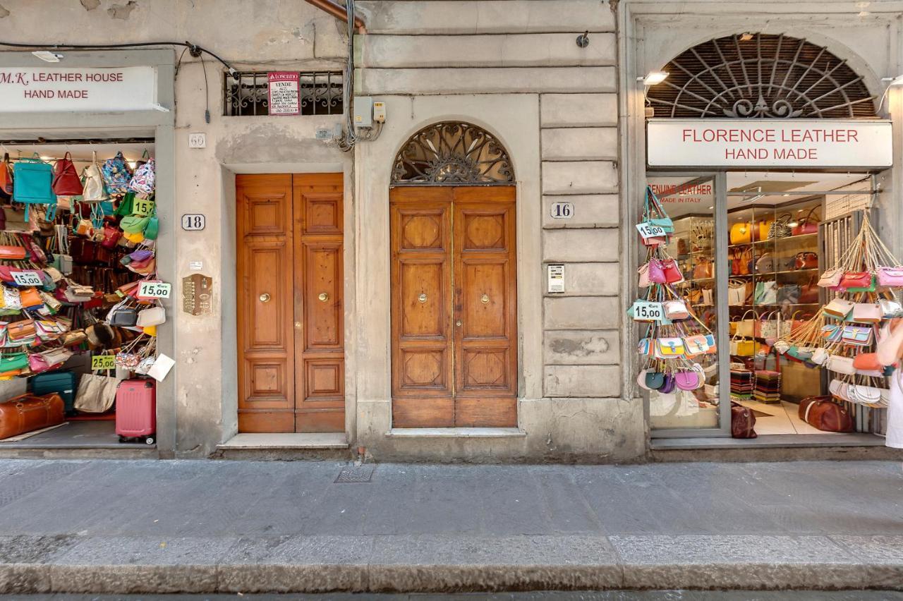 Magico Risveglio Agli Uffizi Appartement Florence Buitenkant foto